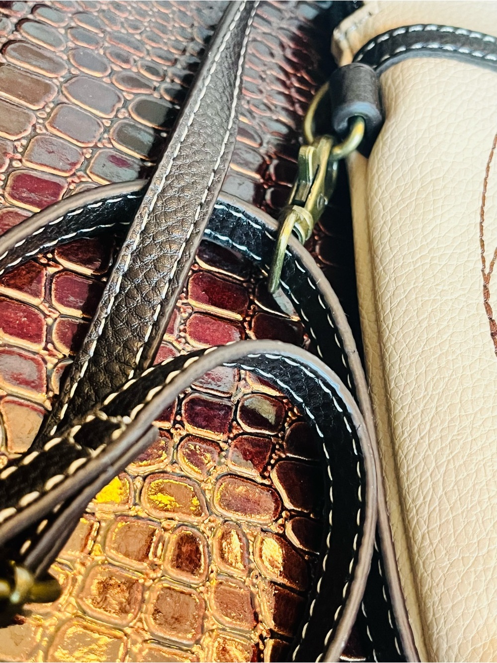 Chala Cream Crossbody Cell Phone Bag with Pink & Brown Butterfly Appliqué (NWOT) - Picture 7 of 13